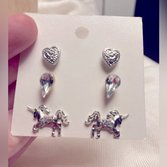 *3 for $20* Jewelry Set-Sterling Silver Stud Earrings (unicorn),Chain Bracelet. - Picture 2 of 7